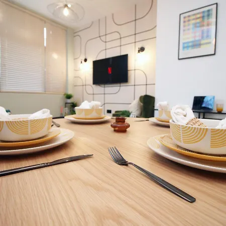 No2 Grosvenor House - Easy Access To The City 公寓 *